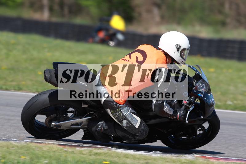 /Archiv-2022/08 17.04.2022 Speer Racing ADR/Instruktorengruppe/backside